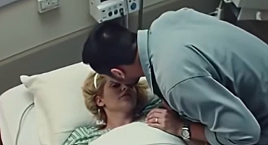 komada olan bir kadın