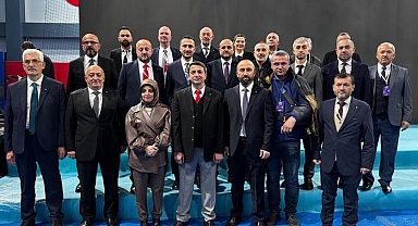 AK Parti Düzce 8. Olağan Kongresi düzenlendi! Hasan Şengüloğlu yeniden başkan seçildi