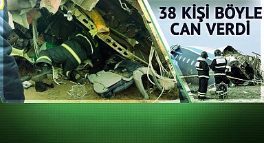 Kazayı aydınlatacak karakutular bulundu! Kuyruk bölümündeki izlerin sırrı merak konusu oldu: 38 kişinin can verdiği uçağın düşmesiyle ilgili 'Rusya' iddiasına Kremlin'den yanıt geldi